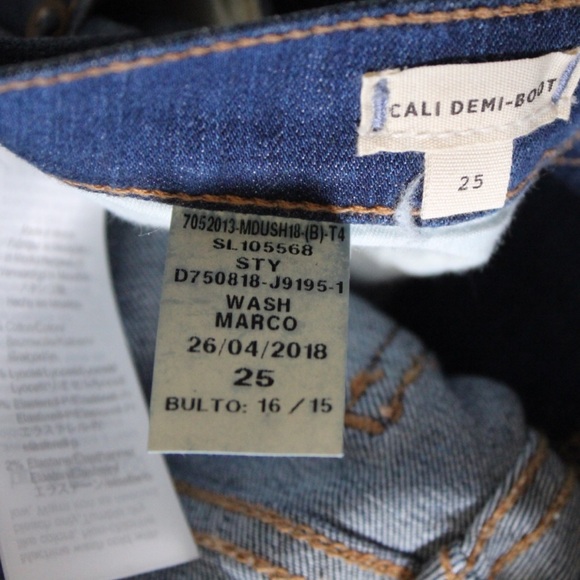 Madewell Cali Demi-Boot Jeans in Marco Wash 25/0 Frayed Raw Hems - Picture 11 of 11